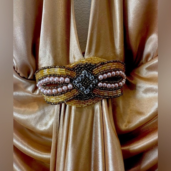 NWT XOXO Gold evening dress Size Medium - Picture 4 of 11